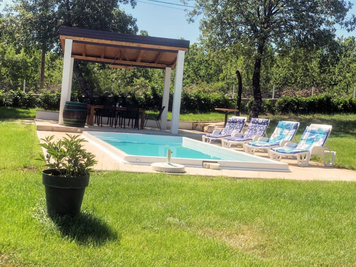 Villa Marie With Pool, Two Bedrooms For 4+2Kids Cavoglave Exterior foto